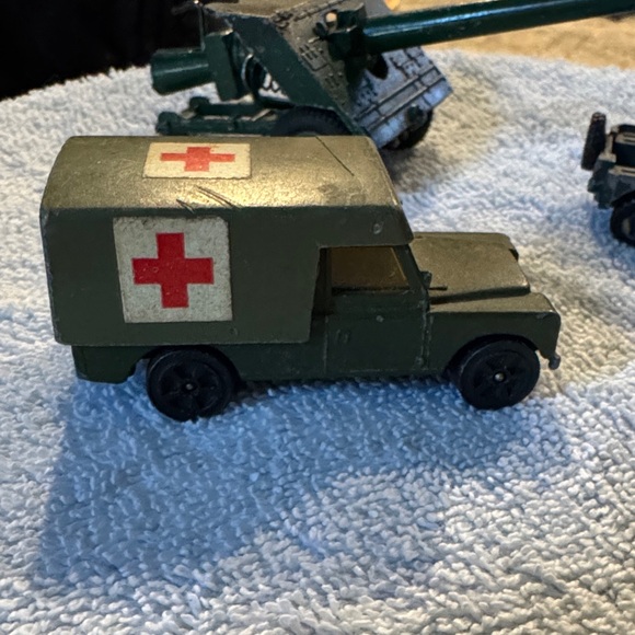 Vintage PlayArt 1960s Military Vehicle Set Corgi German Military Cars - Picture 8 of 15